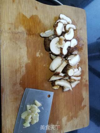 Stir-fried Winter Melon Mushroom with Soy Sauce recipe