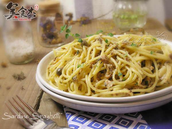 Spaghetti with Thyme Sardines recipe