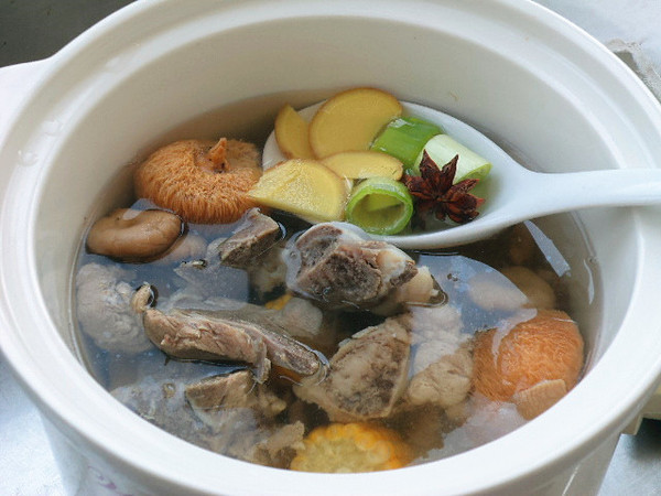 Coryneforme Mushroom and Winter Melon Pot recipe