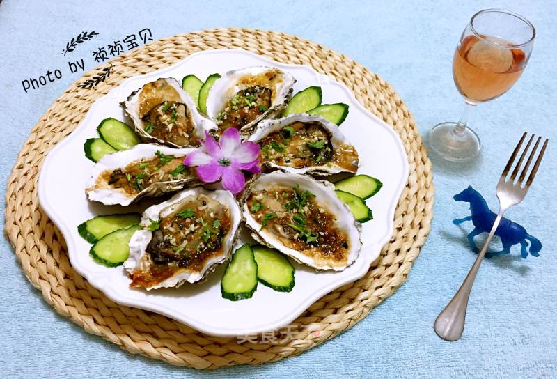 Grilled Oysters with Oyster Sauce and Garlic recipe