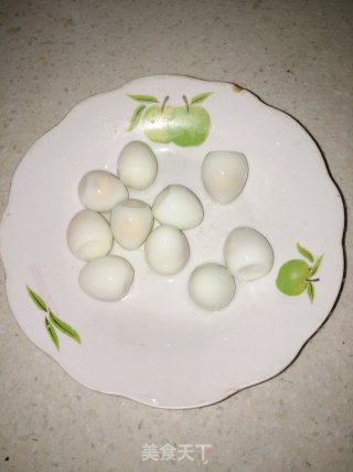 Pork with Quail Egg and Mushroom recipe
