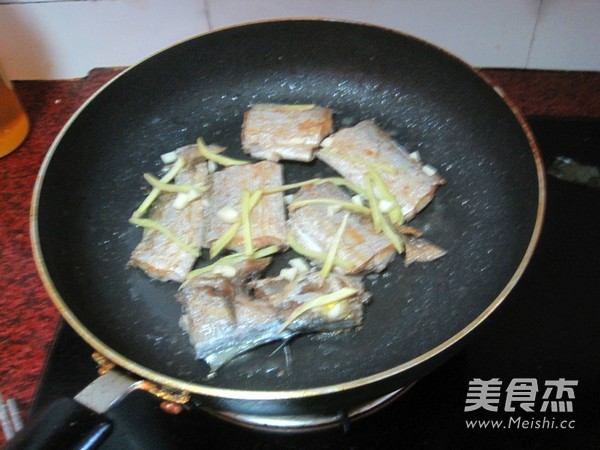 Dry Fried Octopus recipe