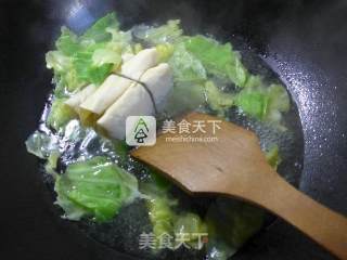 Cabbage Noodle Soup with Rice Cake recipe