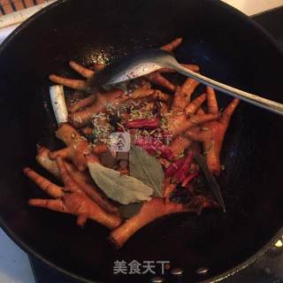 Spiced Chicken Feet recipe