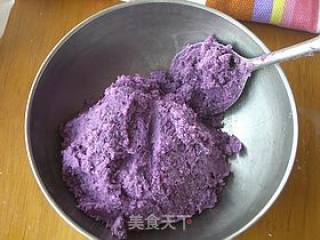 Coconut Purple Sweet Potato Crispy Bread recipe