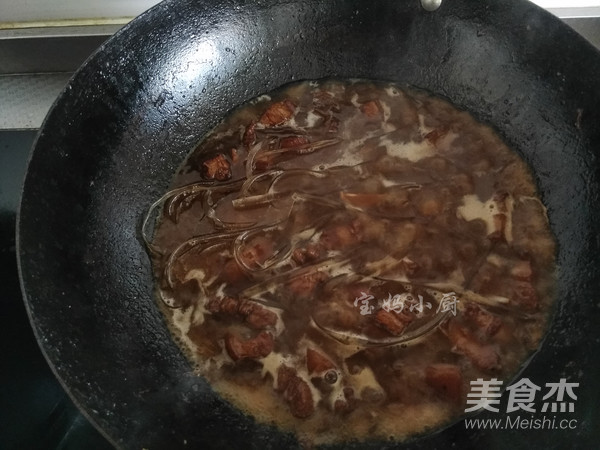 Pork Belly and Cabbage Stewed Vermicelli recipe