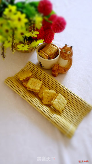 Soda Crackers recipe