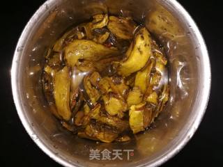 Stir-fried Porcini Mushrooms with Hang Pepper recipe