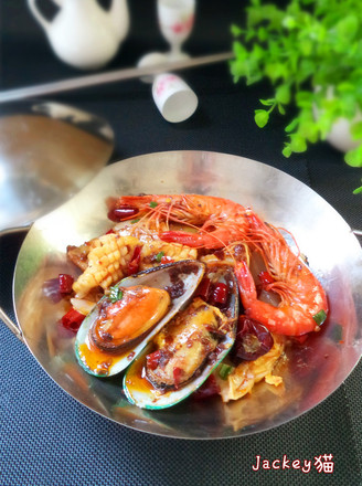 Spicy Seafood Fragrant Pot recipe