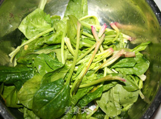 [spinach Transformation of The Greedy Parrot, A New Dish for Weight Loss] Spinach Cup with Pine Nuts recipe