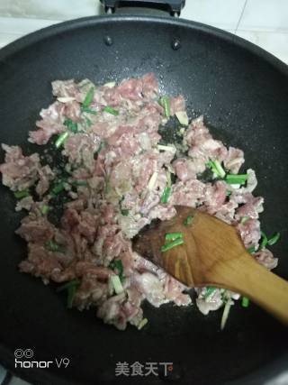 Stir-fried Beef with Garlic recipe
