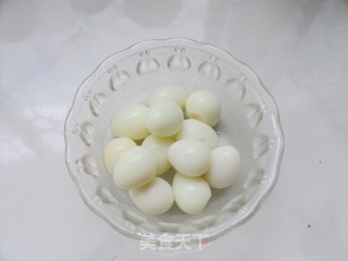 Different Delicacy-pumpkin with Quail Eggs recipe