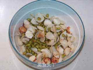 Lotus Seed Lily Drink recipe