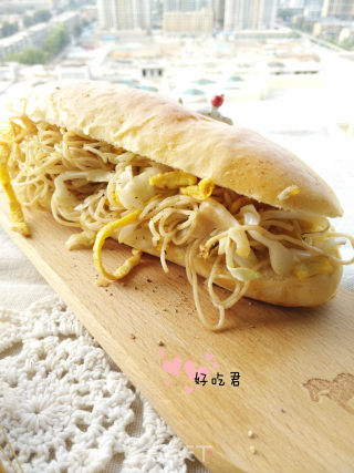 #aca Fourth Session Baking Contest# Making Erotic Fried Noodle Sandwiches recipe