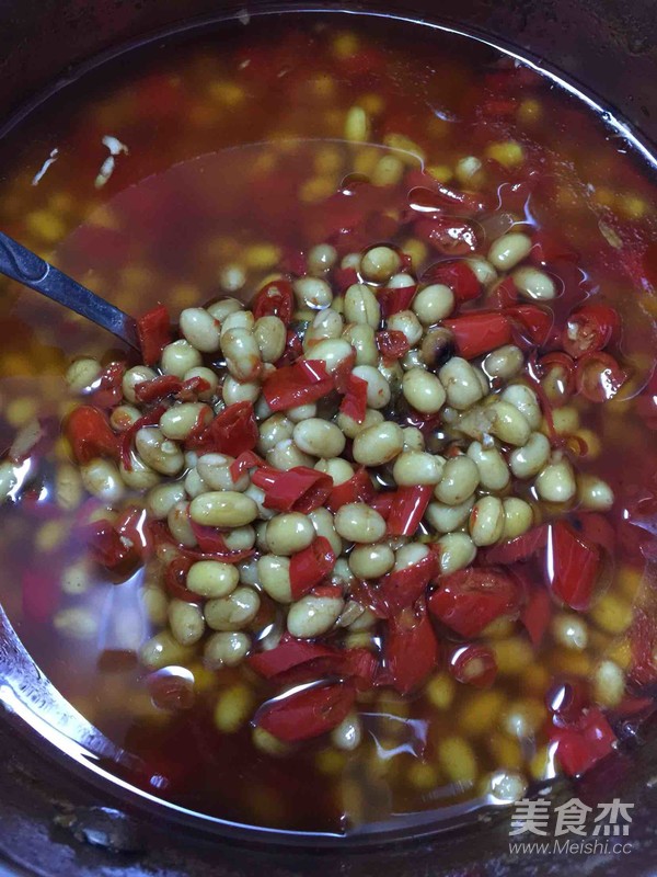 Spicy Soy Beans Braised in Oil recipe