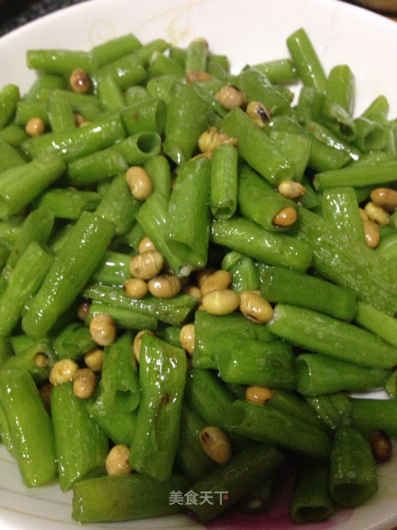 Stir-fried Soybeans with Convolvulus recipe