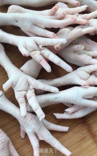 Pickled Pepper Chicken Feet recipe