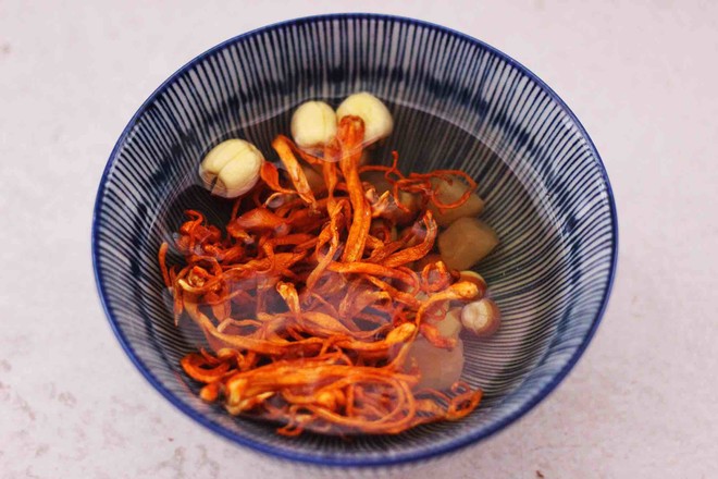 Stewed Pork Ribs with Cordyceps Flower and Yam recipe