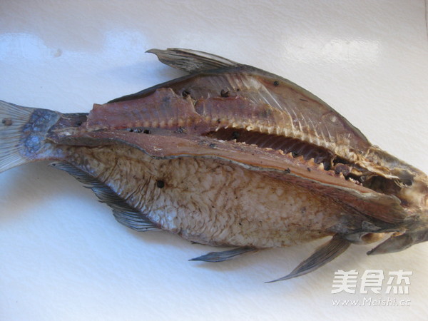 Dry Roasted Wuchang Fish recipe