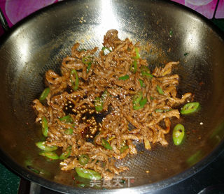 Stir-fried Beef Shredded in Sauce recipe