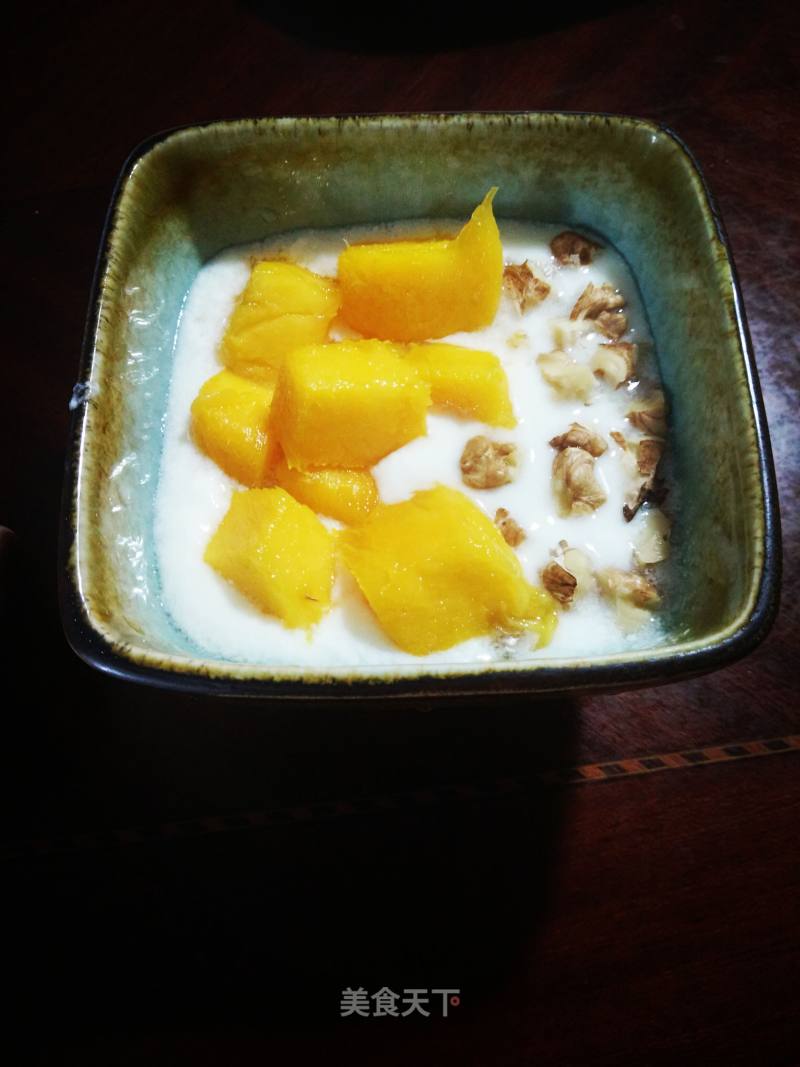 Mango Walnut Yogurt recipe