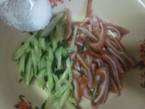 Pig Ears Mixed with Cucumber recipe