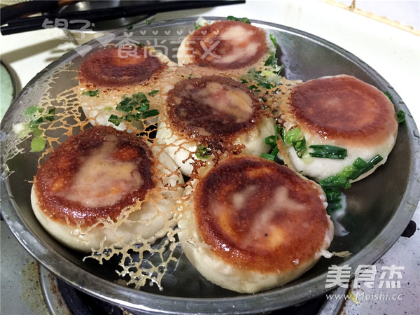 Pork Buns with Chives and Fungus recipe