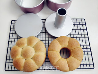 Milk Girl Garland Bread recipe