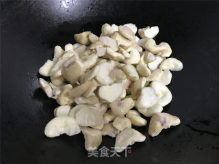 Stir-fried Water Chestnut recipe