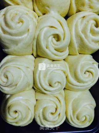 Squeeze Rose Nut Bread recipe