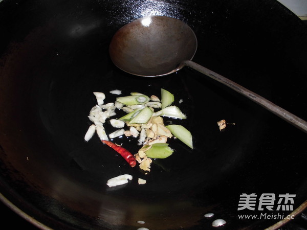 Crucian Carp and Cabbage Soup recipe
