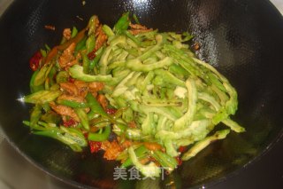 No Spicy, Not Happy-[fried Bitter Gourd with Hot Pepper] recipe