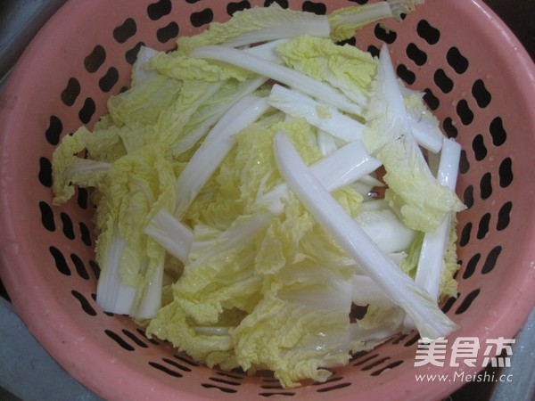 Pork Ribs Braised and Stir-fried Cabbage recipe
