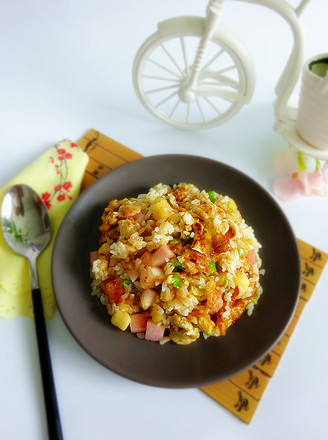 Egg-flavored Fruit Fried Rice recipe