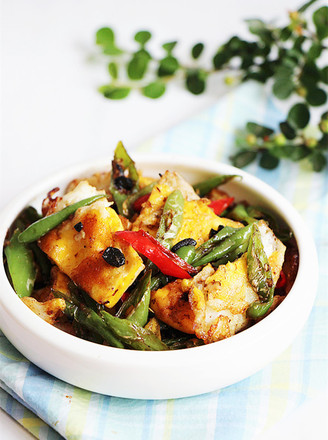 Stir-fried Poached Egg with Tempeh and Hang Pepper recipe