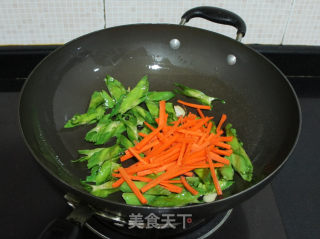 Vegetarian Fried Winged Beans recipe