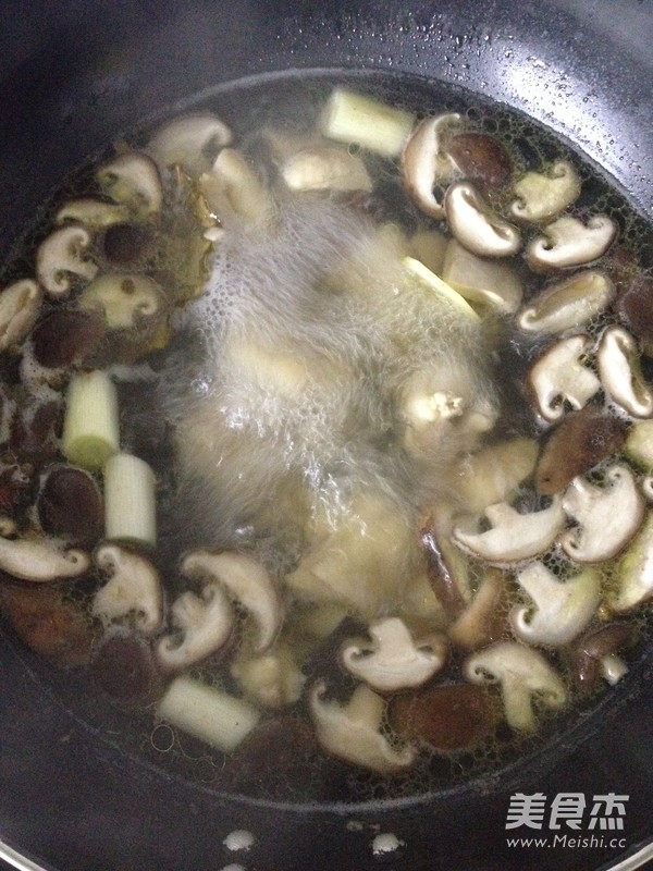 Chicken Drumsticks and Mushroom Soup recipe