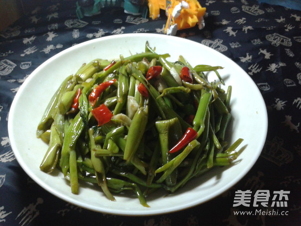 Stir-fried Macaroni with Pickled Peppers recipe