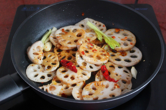 Spicy Griddle Lotus Root Slices recipe