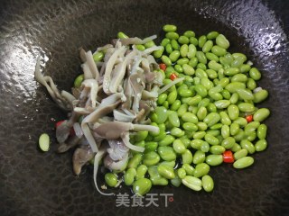 Mushroom Roasted Edamame recipe