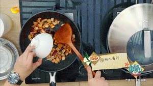 [chinese Restaurant] Chef Liang Teaches How to Make Kung Pao Chicken "detailed Explanation of Multiple Pictures" recipe