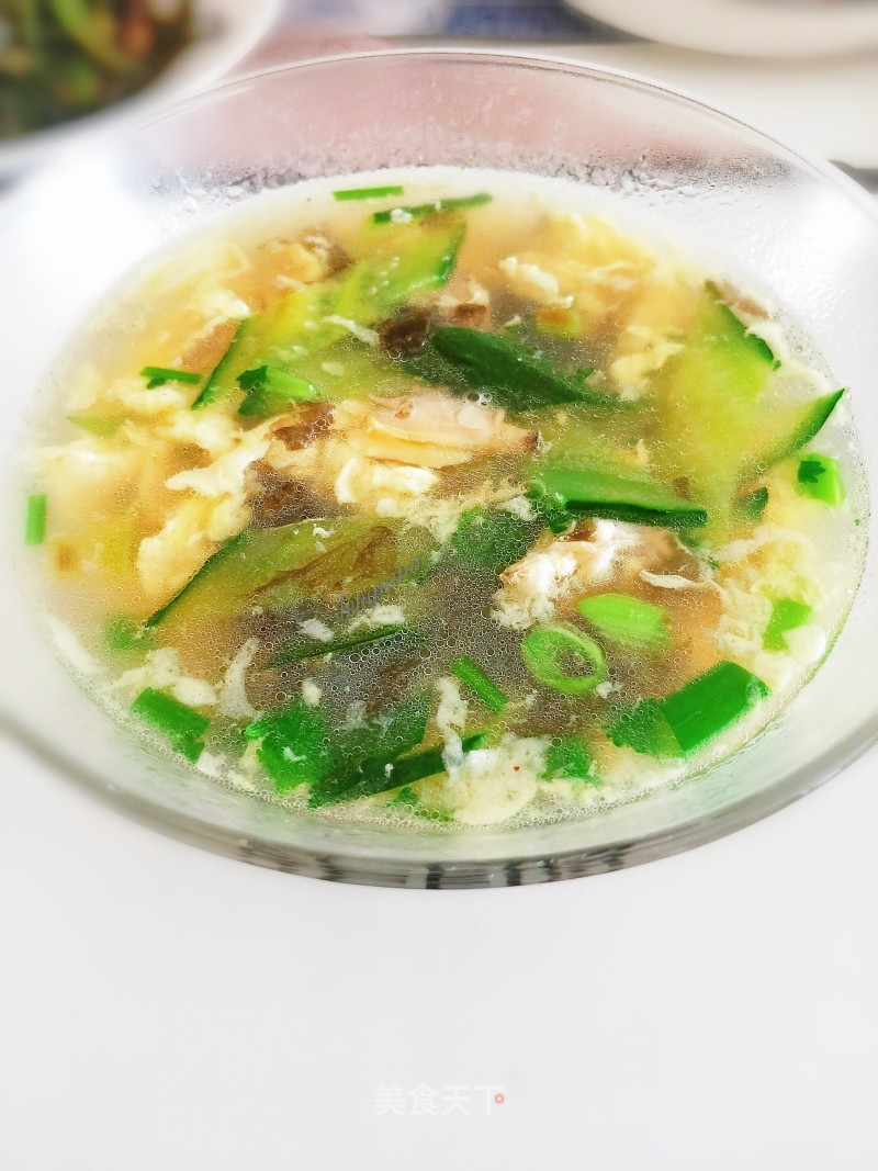Cucumber Egg Clam Soup recipe