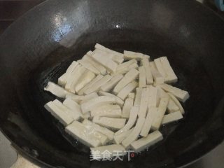 Stir-fried Tofu with Green Onions recipe