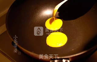 Afternoon Refreshment: Simple Method of Making Dorayaki, Add Red Bean Paste, Sweet recipe