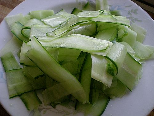 Hot and Sour Cucumber Skin Cold Dish recipe