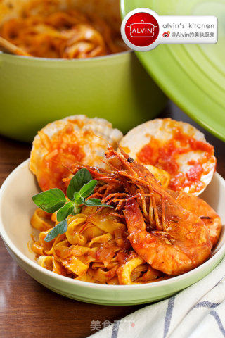 Seafood Wide Noodles in Tomato Sauce recipe