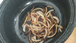 An Artifact of Noodles/rice Meal! Secret Crispy Duck Liver Sauce with Onion recipe