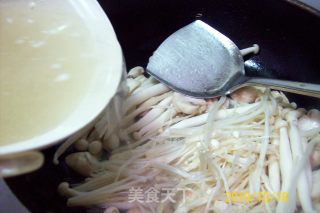 Mushroom Spare Ribs Shanzhen Noodle Soup recipe