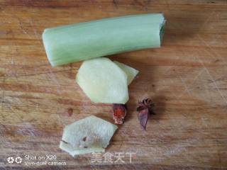 Lotus Root Bone Soup recipe