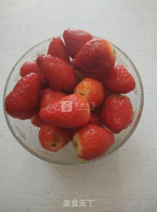 Sweet and Sour Strawberry Jam recipe